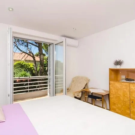 Διαμέρισμα City Break - Two Bedroom With Balcony And Garden View A4 Ντουμπρόβνικ